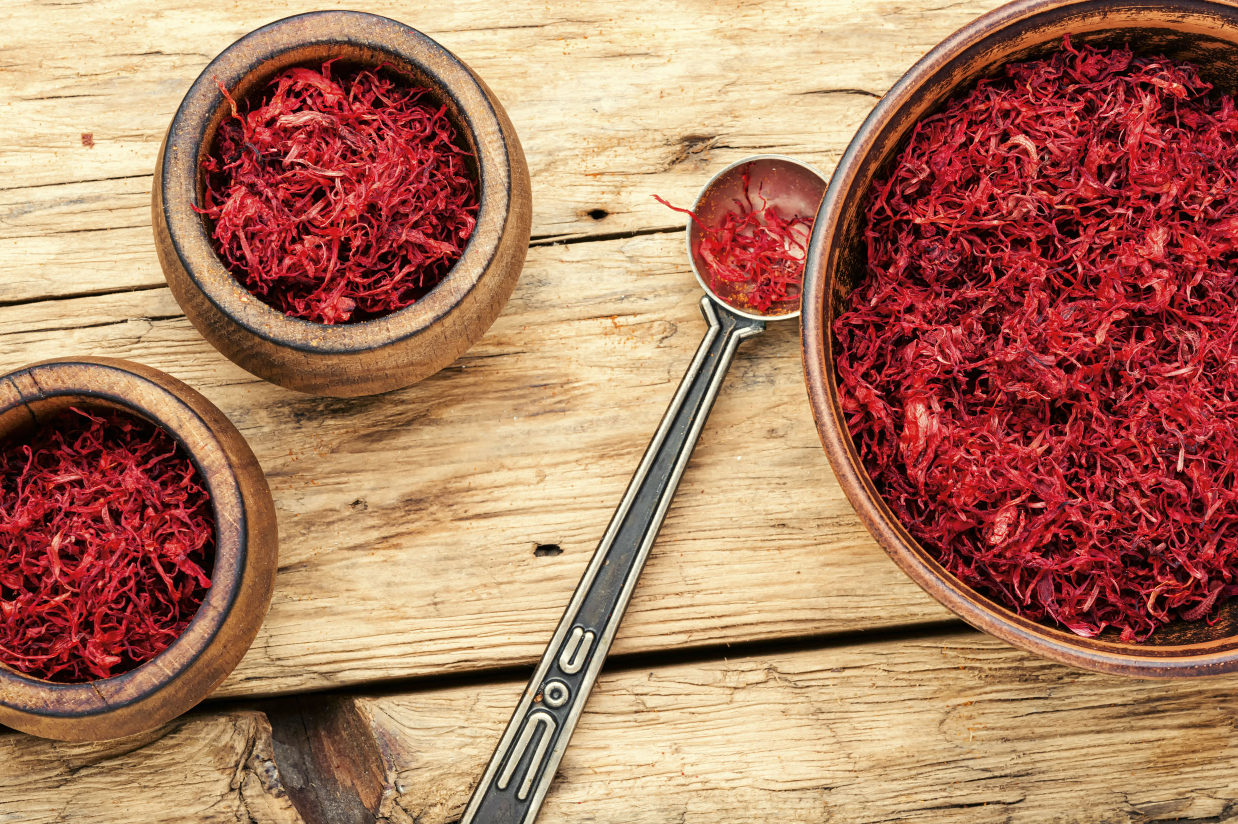 Saffron for Depression: Dosing, Evidence, and How It Compares to Antidepressants